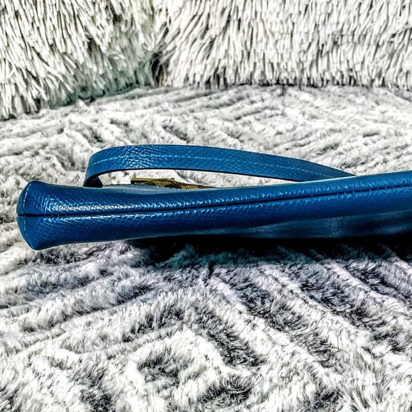 NWOT - COACH (LIGHT GOLD/TEAL) EAST/WEST W/SIGNATURE POP-UP POUCH (F52598) - Picture 4 of 10